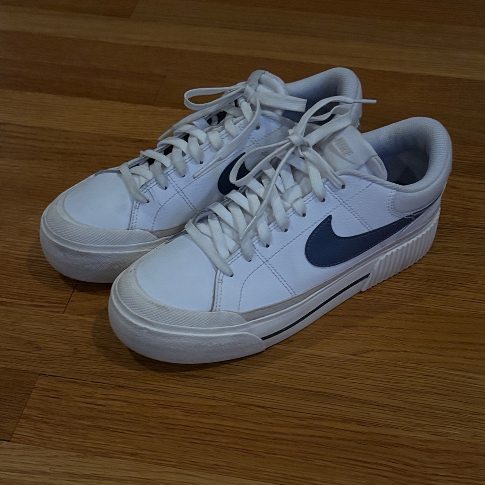 Nike Women’s White and Blue Court Legacy Lift Sneakers - Picture 3 of 3